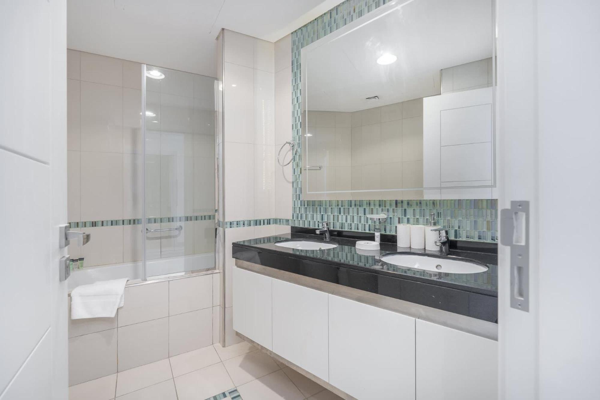 Marina Views And A 3 Bedroom In Marina * Dubai